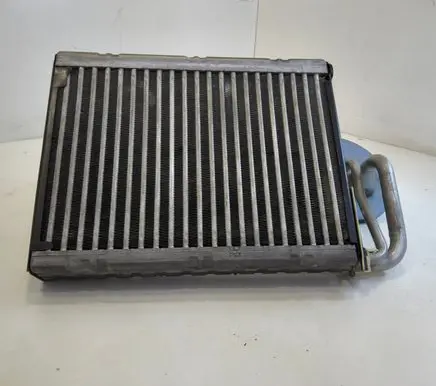 BMW 5 F10 F11 Air conditioning (A/C) radiator (interior) U7560002 U7589002