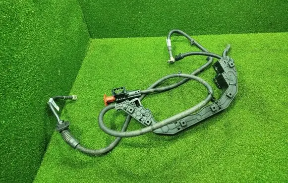 Mercedes-Benz Sprinter W906 Positive cable (battery) A9064409913 A9065461061
