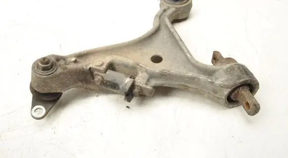 Volvo V70 Front control arm 9492119