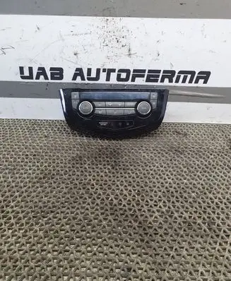 Nissan Qashqai Climate control unit 275004EA1A 1782T907771