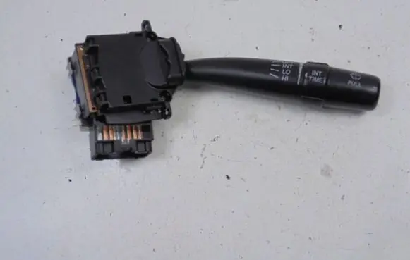 Toyota Avensis T220 Wiper switch 17A164LH