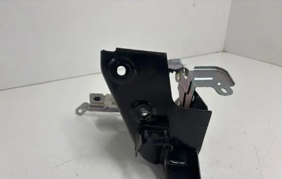 Nissan X-Trail T32 Other engine bay part