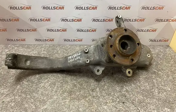 BMW X5 E70 Front wheel hub 31216773784