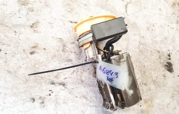 Volkswagen Polo IV 9N3 Fuel level sensor A2c53181203 6q0919050D