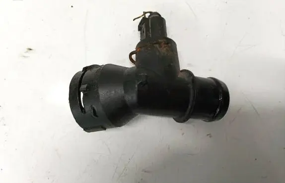 Volkswagen PASSAT B6 Engine coolant pipe/hose 1K0122291AD