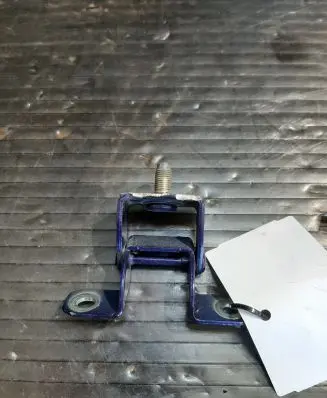 Nissan Juke I F15 Tailgate/trunk/boot hinge