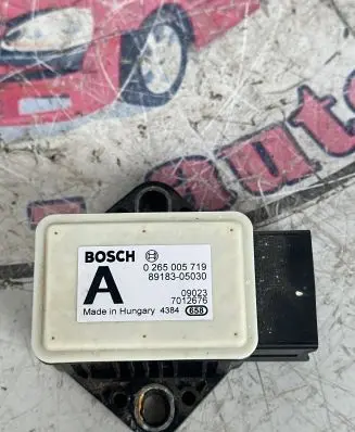 Toyota Avensis T250 ESP acceleration yaw rate sensor 8918305030