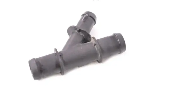 Audi A4 S4 B9 8W Engine coolant pipe/hose 7PP121237