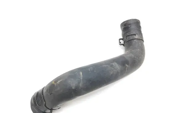 Chevrolet Corvette C6 Heater radiator pipe/hose 15218121