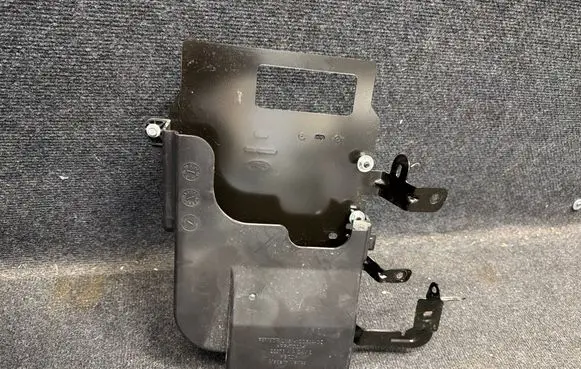 Ford Escape IV Engine control unit holder LX6112C514 LX6112C514CC LX6112C514C