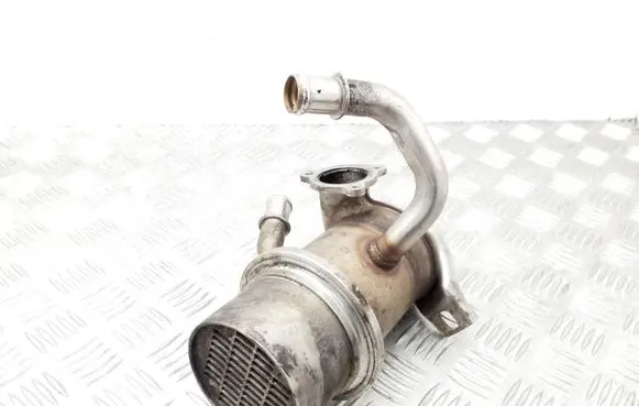 Skoda Octavia Mk3 (5E) EGR valve cooler 04L131512D