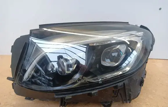 Mercedes-Benz GLC X253 C253 Headlight/headlamp 2539060301
