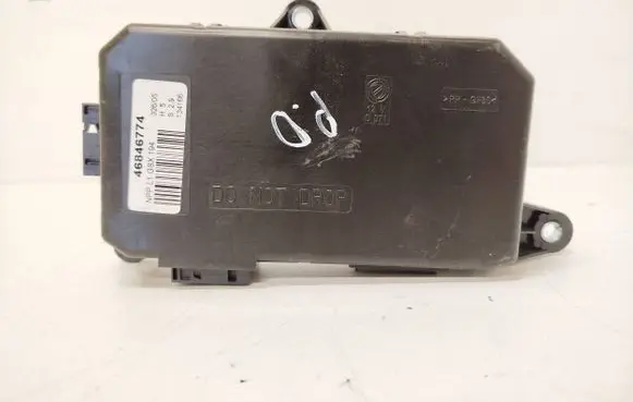 Fiat Croma Door control unit/module 46846774 134166 NPPL1GSX194