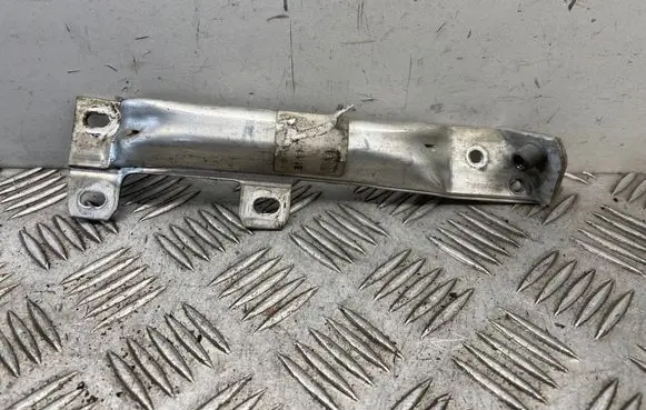 BMW 7 F01 F02 F03 F04 Radiator mount bracket 7158894