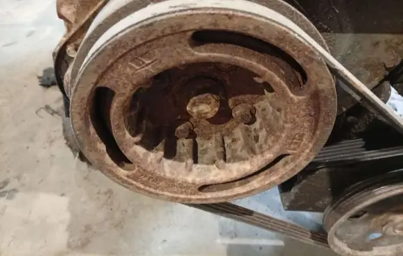 Chrysler Voyager Crankshaft pulley