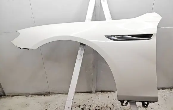 BMW 6 F12 F13 Fender BLLPBMW6