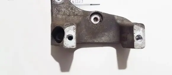 Peugeot 407 Engine mounting bracket 9660142480