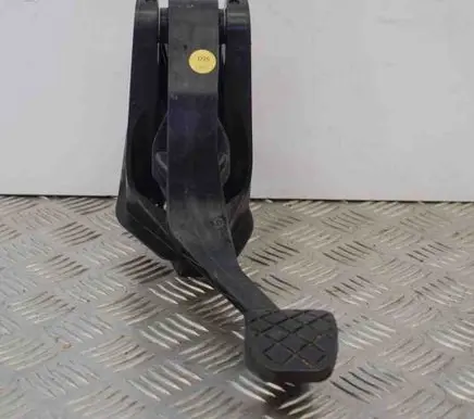 Clutch pedal