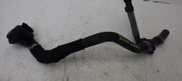 Citroen C4 II Picasso Oil fill pipe 9675398480