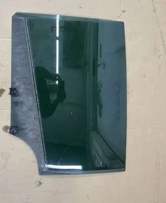 Peugeot 3008 I Rear door window glass