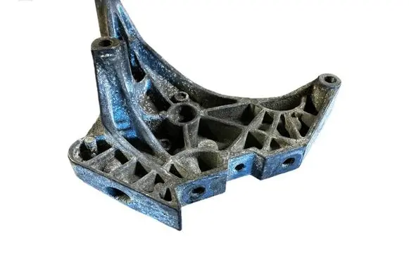 Volkswagen PASSAT B6 Engine mounting bracket 03G199207