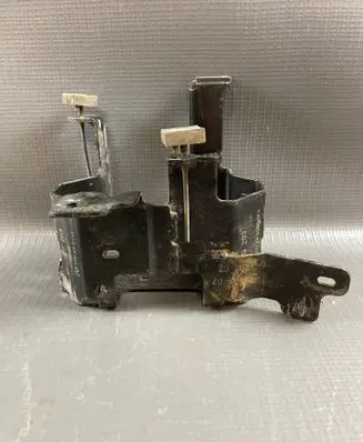 Peugeot 208 II Other engine bay part 9826651580