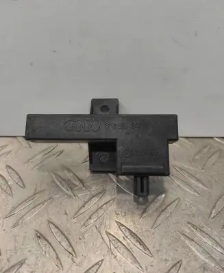 Audi A7 S7 4G Keyless (KESSY) go control unit/module 8K0907247 33542221