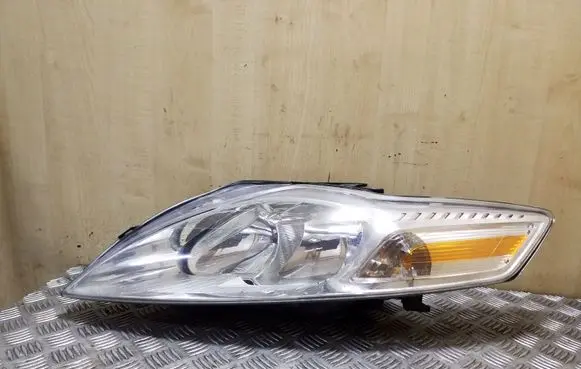 Ford Mondeo MK IV Headlight/headlamp BS7113W030BE