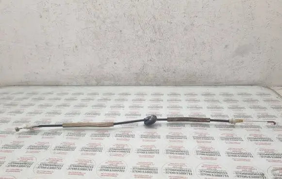 Volkswagen Touareg I Front door cable line 7L6837085B