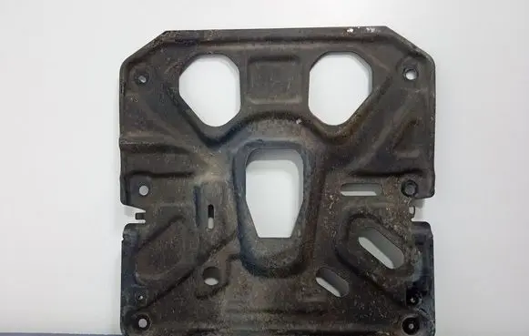 Mazda 3 II Front underbody cover/under tray