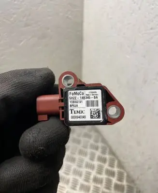 Land Rover Discovery 3 - LR3 Airbag deployment crash/impact sensor 5H2Z14B345BA 00009403A5