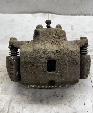 Mitsubishi Outlander Front brake caliper