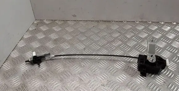 Lexus LS 460 - 600H Fuel tank cap lock 