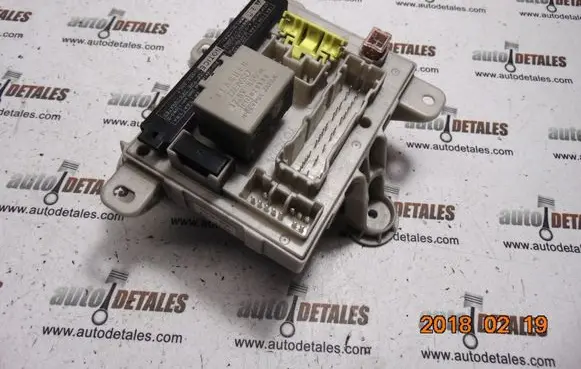 Toyota Previa (XR30, XR40) II Fuse module
