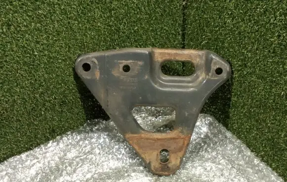 Iveco Daily 6th gen Holder (bracket) 5801563495
