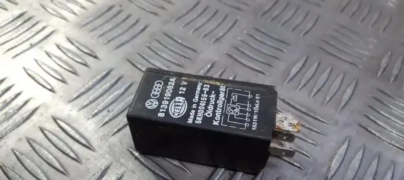 Audi 100 200 5000 C3 Other relay 813919082a