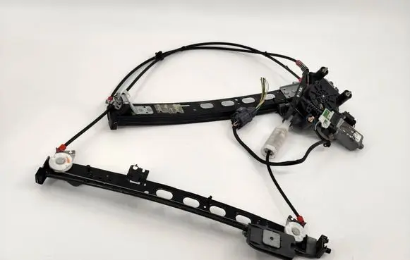 Ford Focus Front door window regulator with motor 38931013AD0