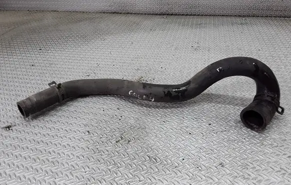 Volkswagen Golf IV Engine coolant pipe/hose