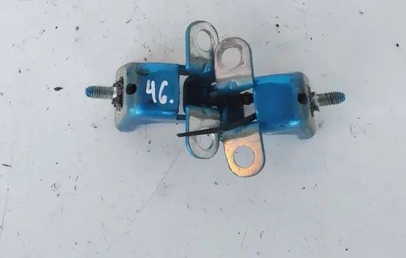 Citroen C3 Tailgate/trunk/boot hinge 841098 573420