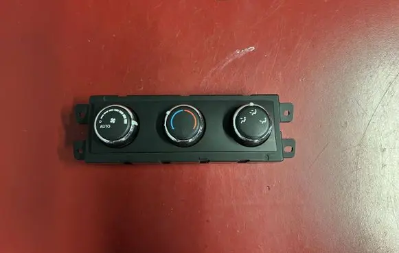 Chrysler Town & Country V Climate control unit 55111313AC