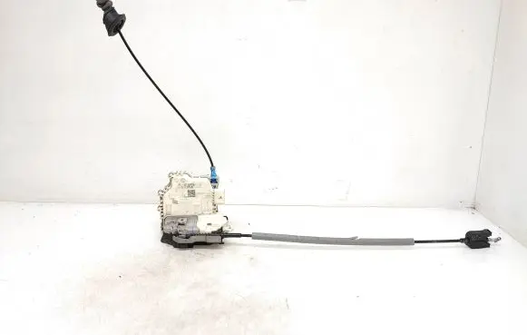Audi A3 S3 8V Front door lock 8X1837016