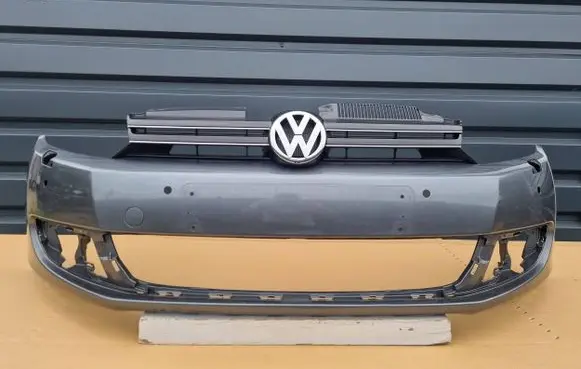 Volkswagen Golf VI Front bumper 1K9807221