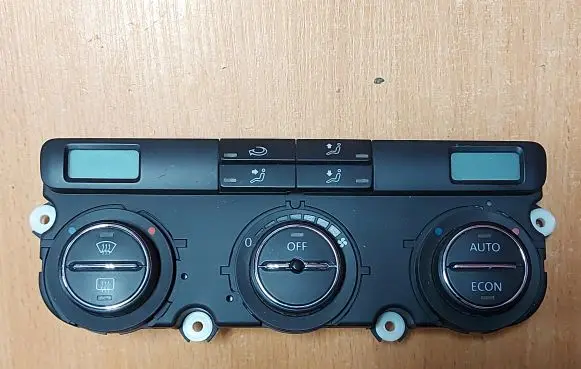 Volkswagen Touran I Climate control unit