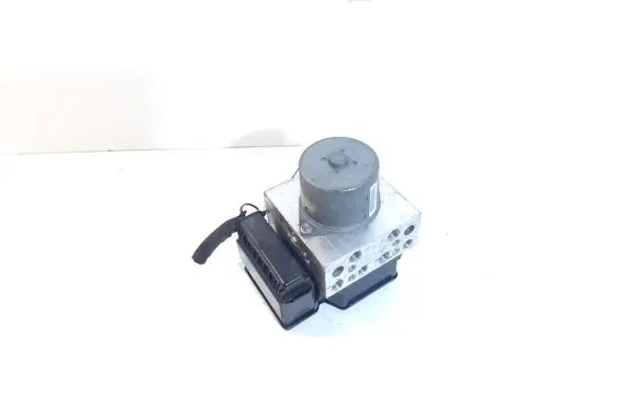 Mini Cooper Countryman R60 ABS Pump 6796698