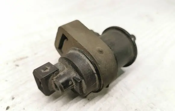 Volvo XC60 Vacuum valve 