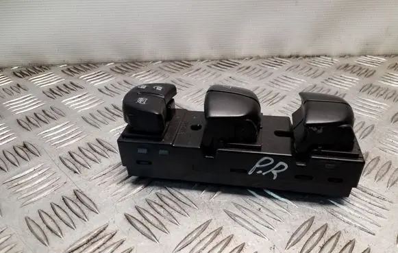 Nissan Juke I F15 Electric window control switch 254011KK0B
