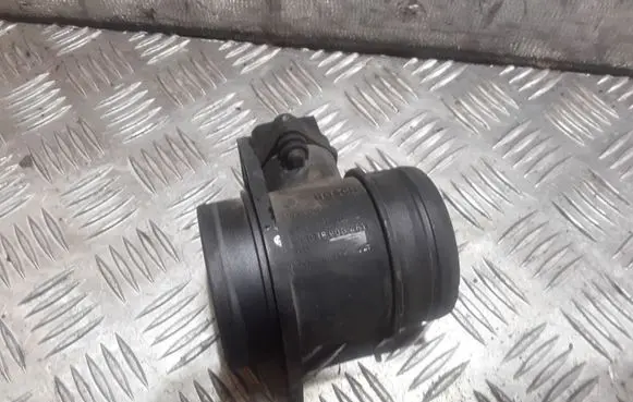 Volkswagen Caddy Mass air flow meter 0281002531 038906461B