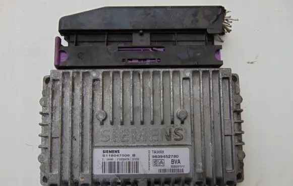 Citroen C5 Engine control unit/module 9639452780