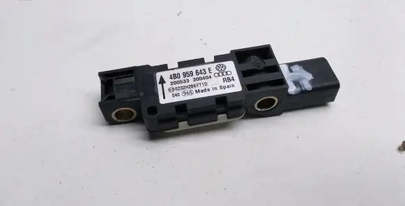 Audi A8 S8 D3 4E Airbag deployment crash/impact sensor 4B0959643E