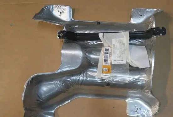Skoda Yeti (5L) Exhaust heat shield 1K0201307F